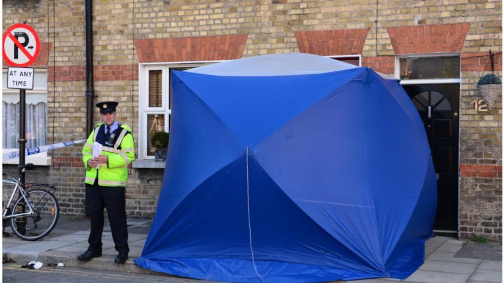 News Gardai on duty at the scene in Ormond Square. Photograph: Bryan O’Brien / The
Irish Times