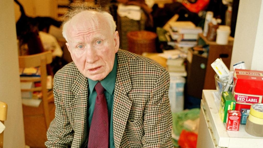 Eddie Linden’s complex character is encapsulated by Gerald Mangan in a drawing of him arriving at the gate of heaven, accompanied by St Peter, who pleads with a bearded, grumpy God the Father seated on his celestial throne. “He says he’s a manic-depressive alcoholic lapsed-Catholic Irish working-class pacifist-communist bastard from Glasgow. And would you like to subscribe to a poetry magazine?” Photograph: Eamonn McCabe