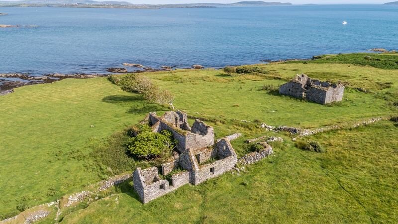 Ruins on Castle Island