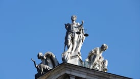 Three judges to decide case of pregnant woman on life support