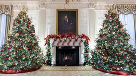 The White House decorations are up. It’s quite a change from Melania Trump’s look