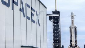 Qantas delays flights to avoid SpaceX rocket parts