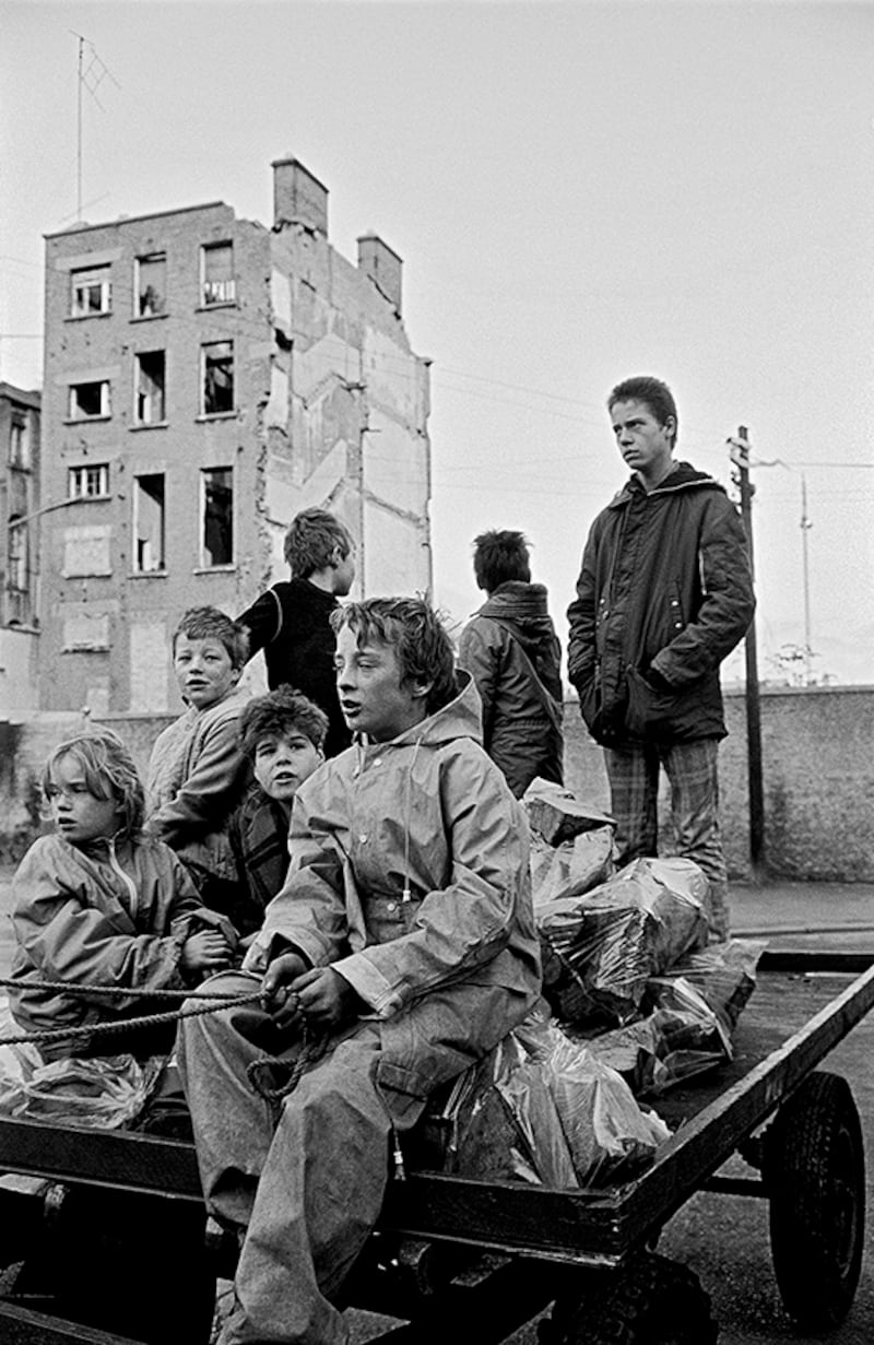 Delivering fuel, north inner city, Dublin, 1987. Photograph: © Tony O’Shea