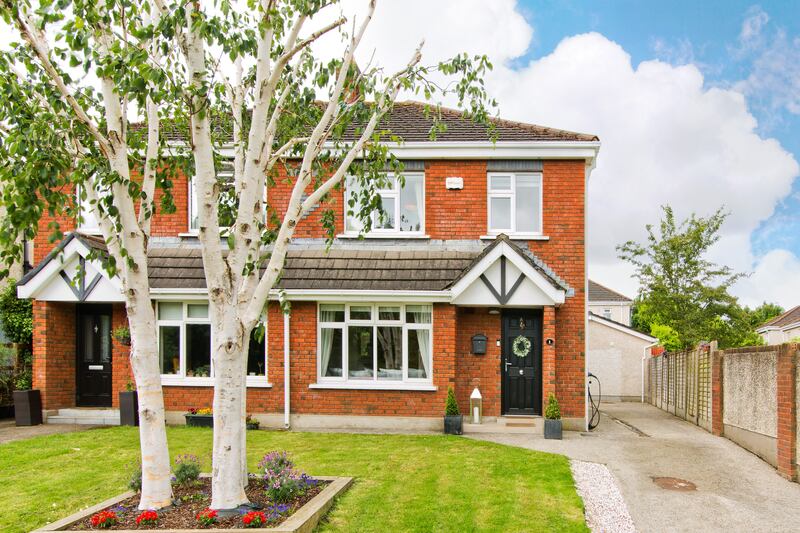1 Grangebrook Vale, Rathfarnham, Dublin 16
