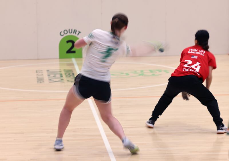 Nancy Dong, USA, versus Amber Nolan, Clare