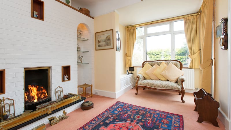 Bay window and open fire at Villa Tyone