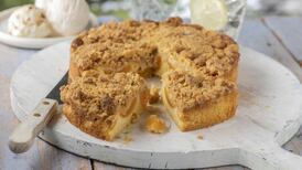 Apricot and amaretti streusel cake
