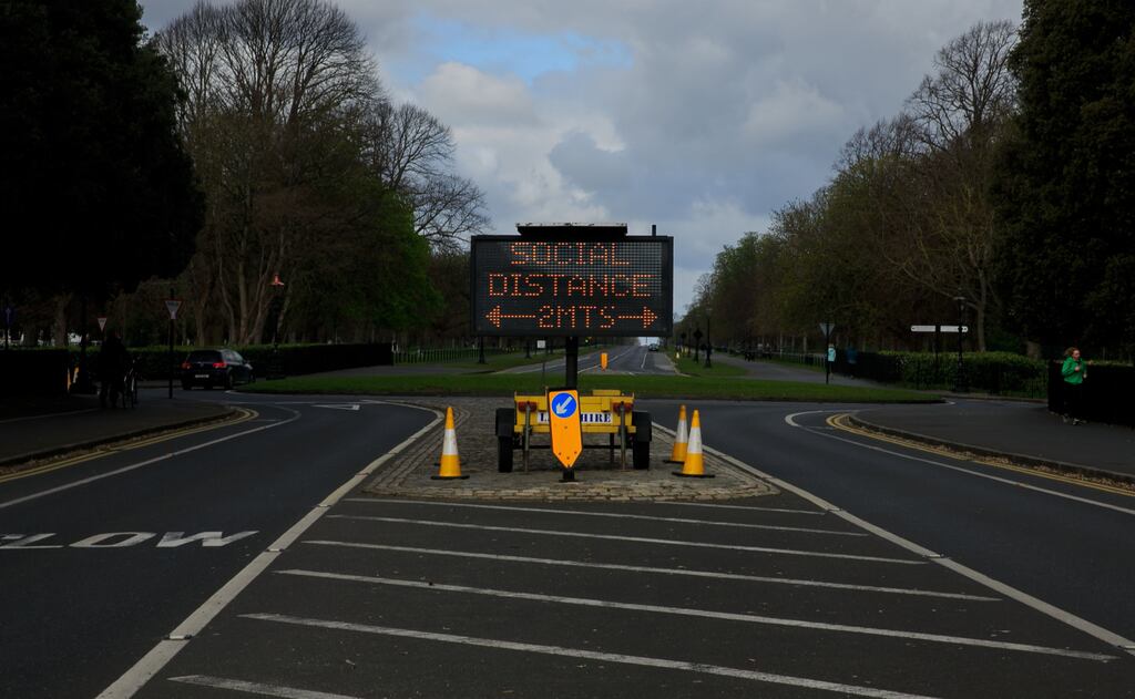 31/03/2020
A 2 metre social distancing sign due to Covid-19 (Coronavirus) in Ireland at the Phoenix Park, Dublin
Photo:Gareth Chaney/Collins