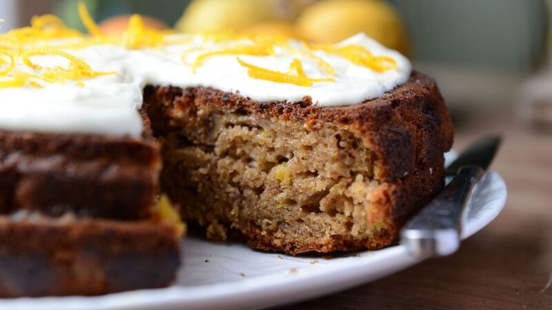 Pineapple banana cake