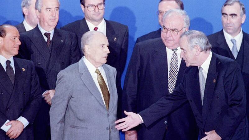Albert Reynolds and German chancellor Helmut Kohl, at a European summit in December 1994. Photograph: Juergen Schwarz/ Reuters