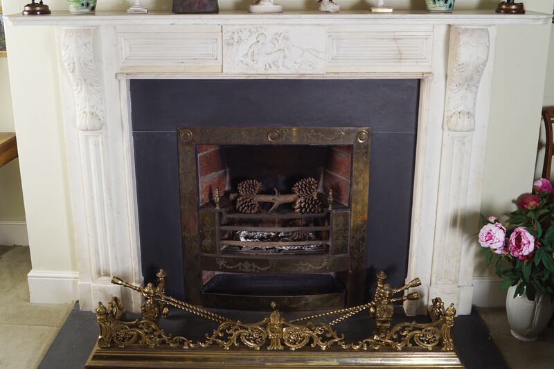 Highlights include Lot 188, a George III period white marble chimneypiece