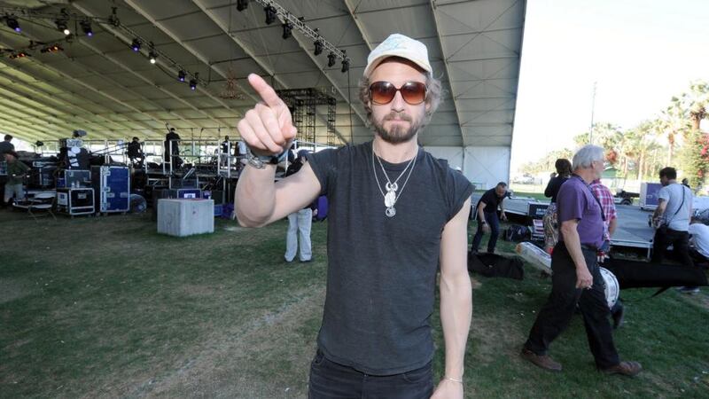 Phosphorescent’s Dream-Pop Music