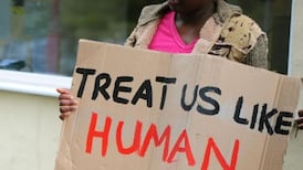 Calls for Government to improve refugee reunification laws