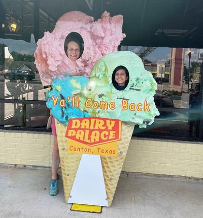 New Orleans evacuees: Kimberlee Mix and her daughter Priya take a break for ice cream at the Dairy Palace in Canton, Texas