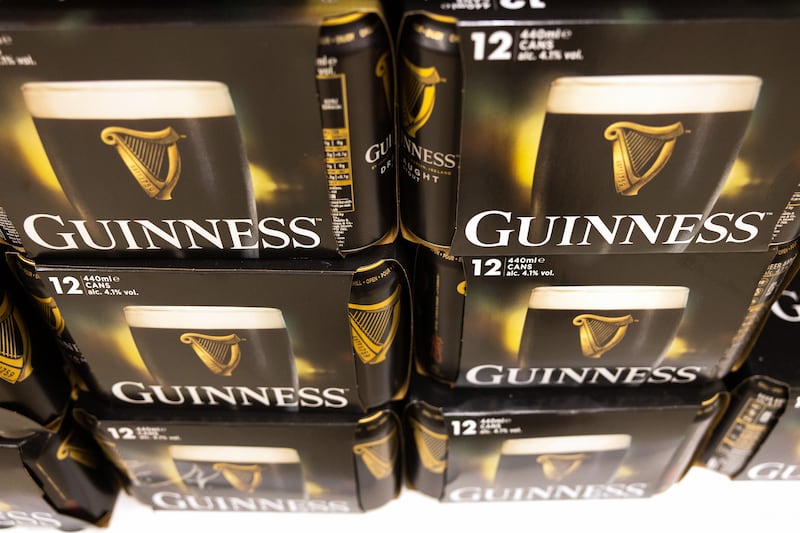 European shares soar on hopes of end to US government shutdown