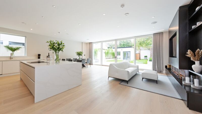 Kitchen/living room opening to rear garden