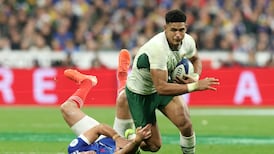 Fourteen-man South Africa dig deep to humble France