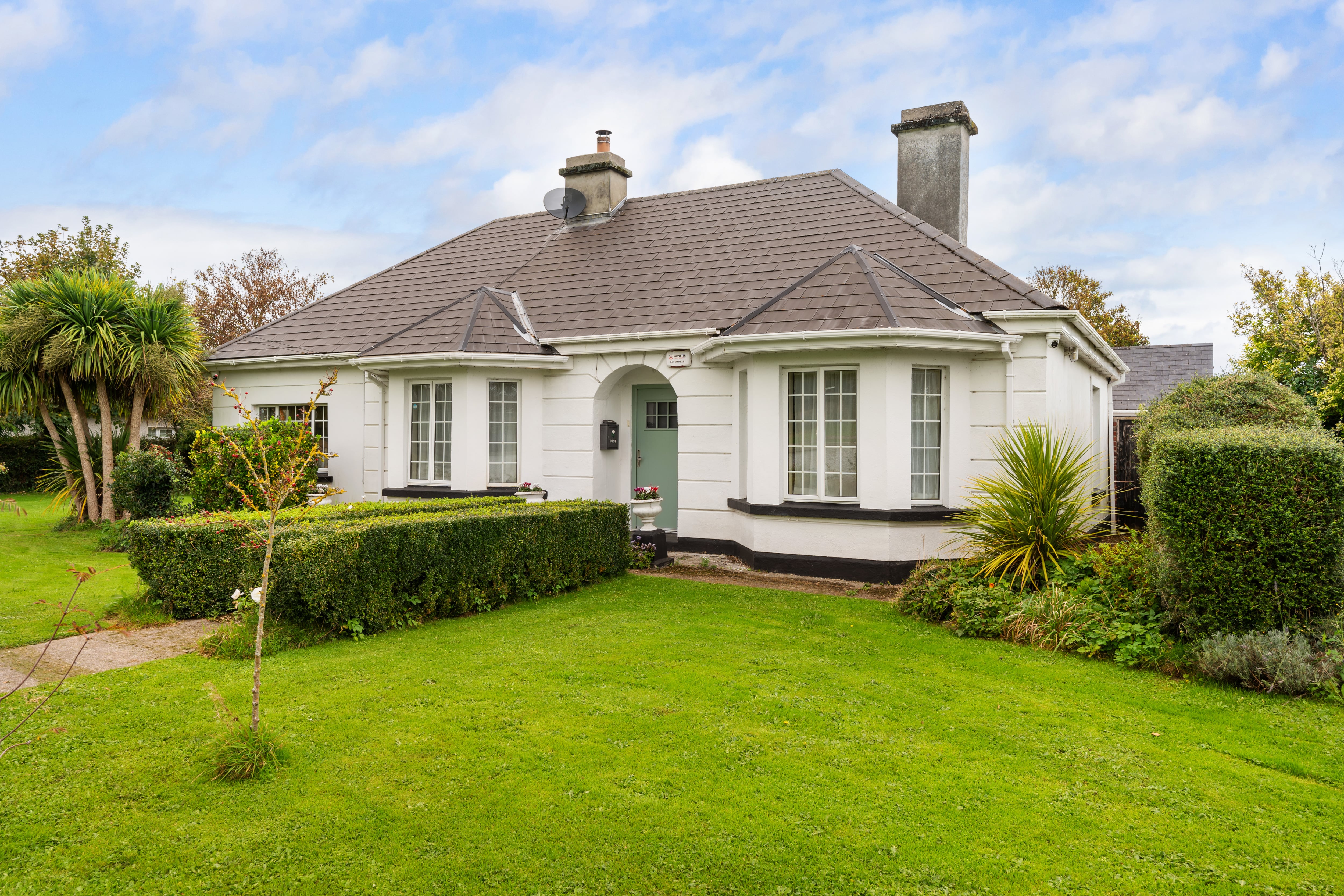 Four-bed cottage with home bar and nostalgic charm in Adare for €800,000