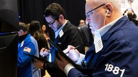 European stocks fall as healthcare and banking sectors suffer losses