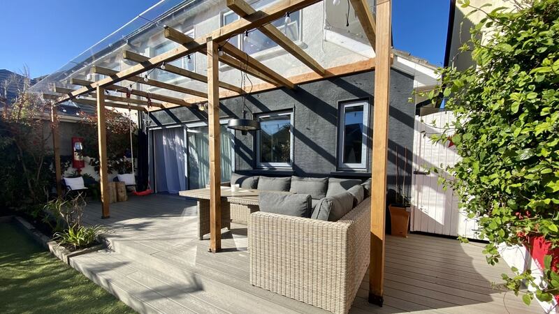 Today FM’s Dave Moore built the decking for his own home