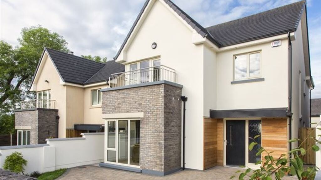 The land is adjacent to the Maryborough Ridge estate where there are 353 mixed residential units.