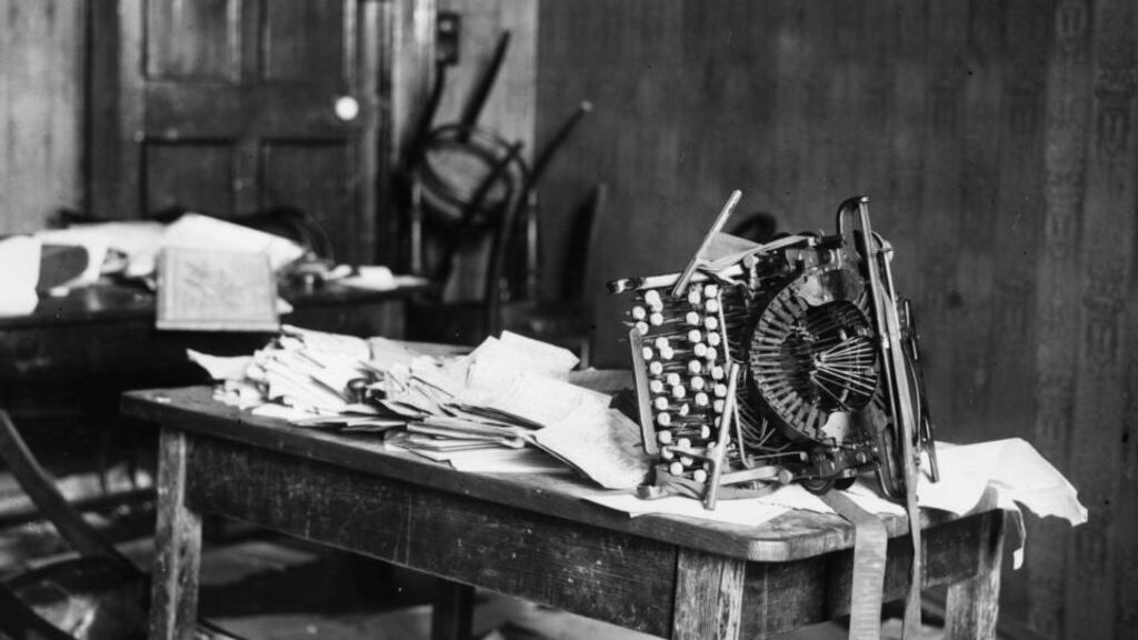 Troubled origins: Custom House in Dublin after the Irish Republican Army destroyed it in 1921; it is now home to the Department of Local Government, which once employed Flann O’Brien. Photograph: Walshe/Topical/Getty