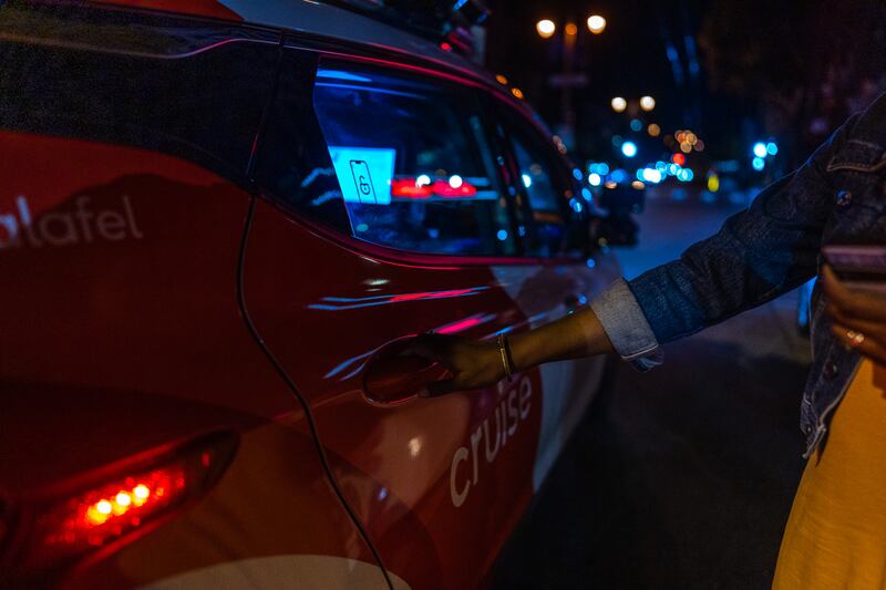 Driverless autonomous taxis San Francisco