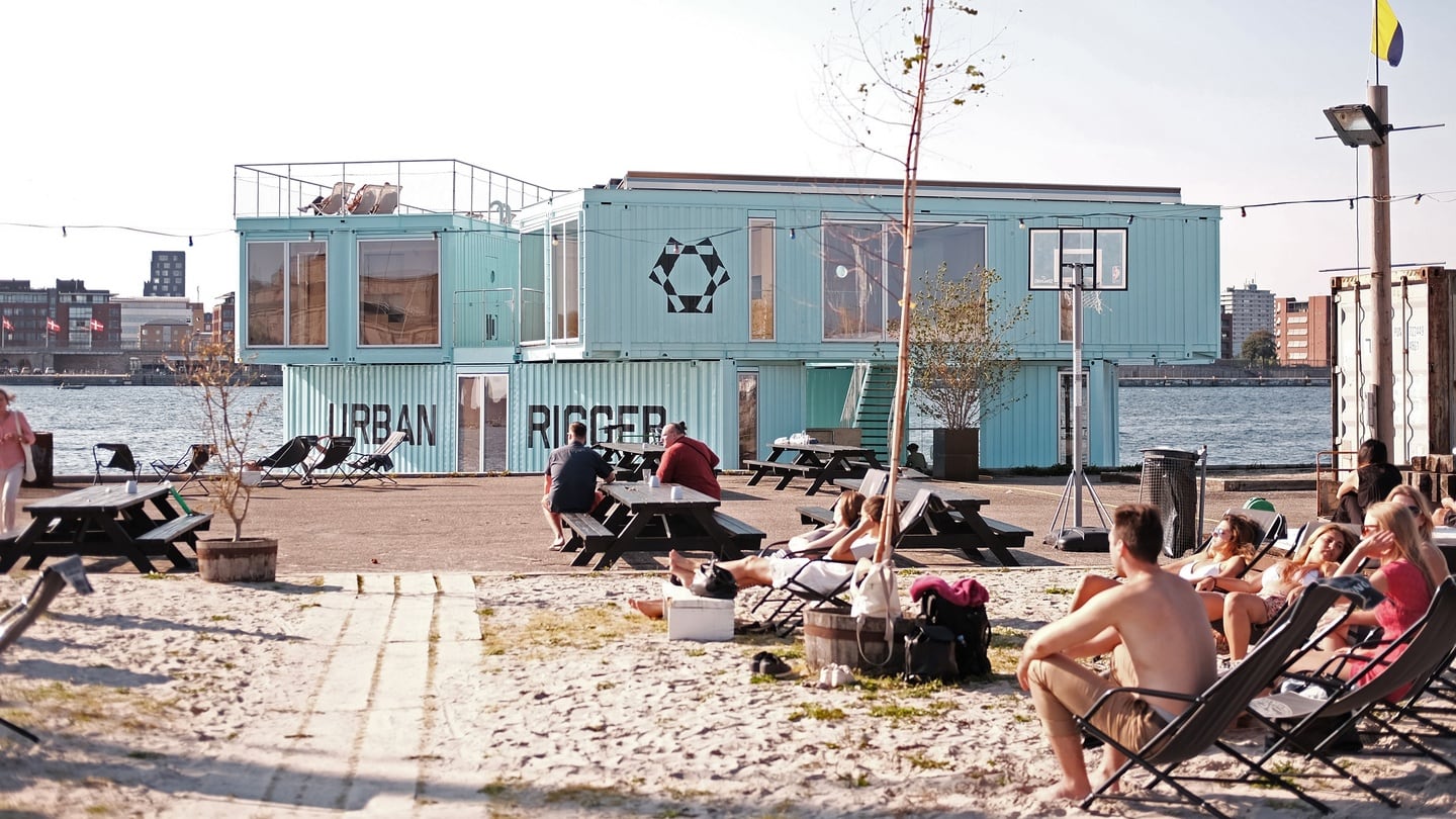 Urban Rigger container apartments