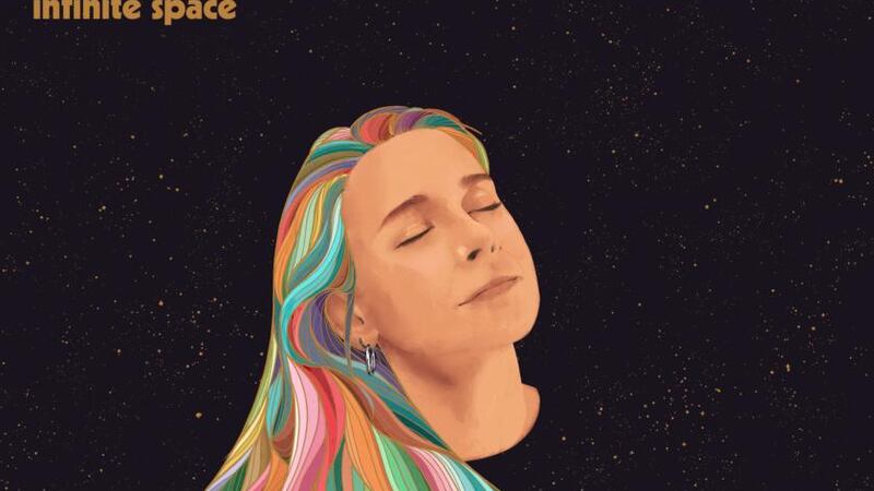 Síomha: Infinite Space – Dreamlike mutations around neo-soul core