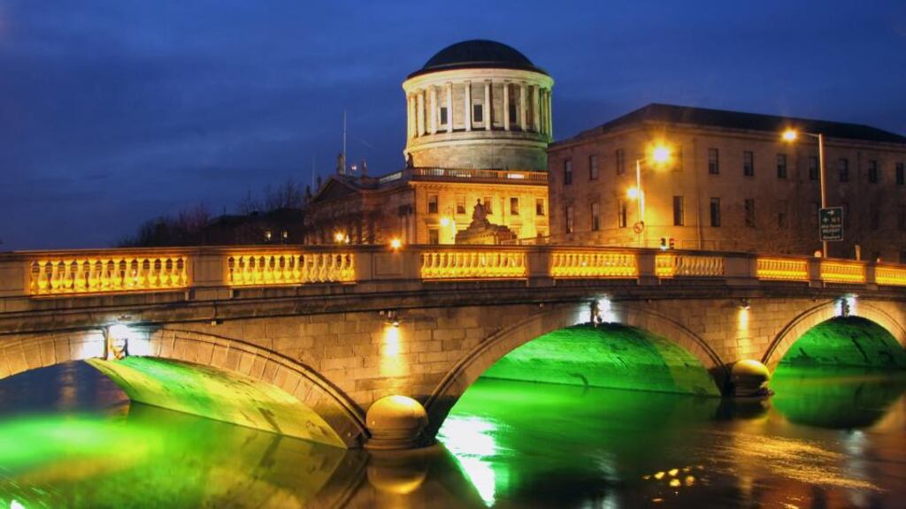 The High Court has annulled the bankruptcy of a couple who claim they were misled by a financial adviser and should never have been declared bankrupt in the first place