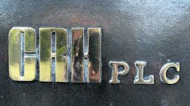 CRH finance chief Senan Murphy announces surprise exit