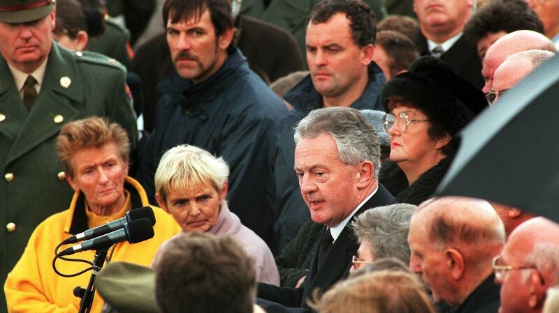Des O Malley speaking at the graveside of former taoiseach Jack Lynch in Cork. Photograph:  Dara Mac Dónaill.