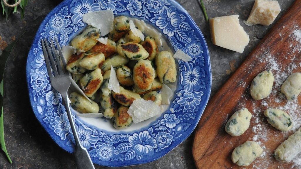 Serve while still piping hot with plenty of fresh black pepper, shavings of Parmesan and any remaining butter from the pan