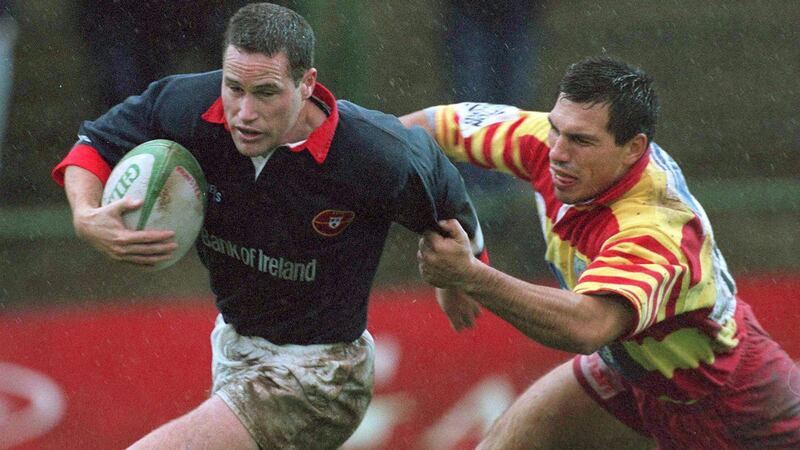 Brian Roche, pictured in action for Munster in 1998, was a part of Bath’s European Cup winning side earlier that year. Photograph: Billy Stickland/Inpho