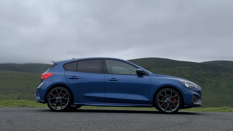 Side view of the Focus ST