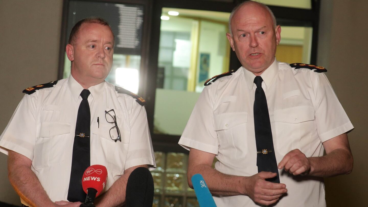 Supt Peter Burke and Chief Supt Finbarr Murphy speaking to the media outside Blanchardstown Garda station last night following the inicident. Photograph: Collins