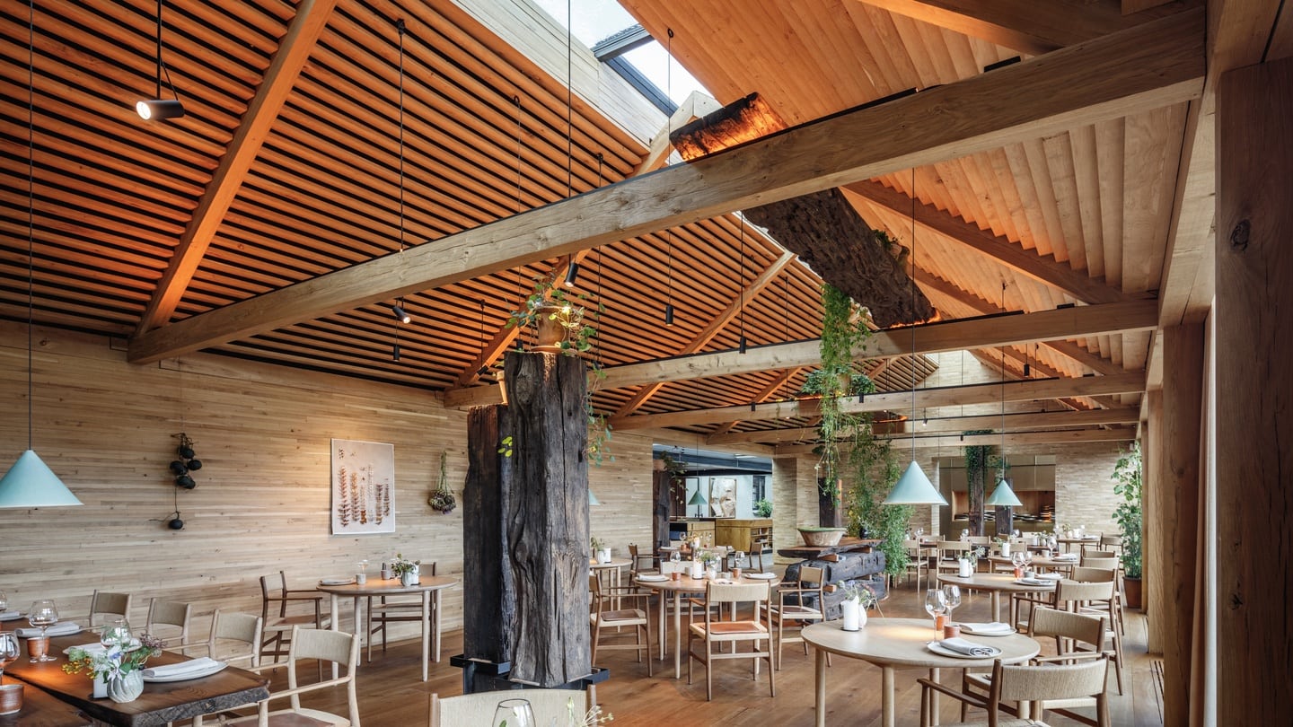 Noma interior Photograph Rasmus Hjortshoj.