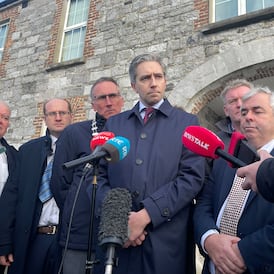 Simon Harris defends comments that migration numbers in Ireland are too high