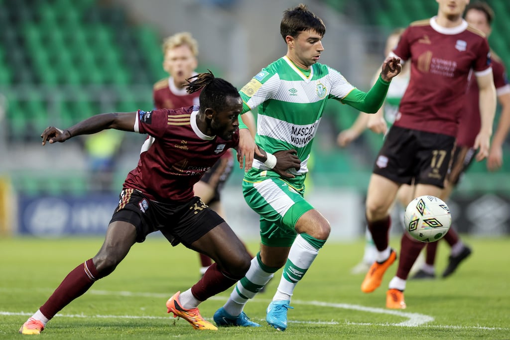 Jeanno Esua of Galway and Daniel Mandroiu in action during the Premier Division clash at Tallaght Stadium. Photograph: Laszlo Geczo/Inpho