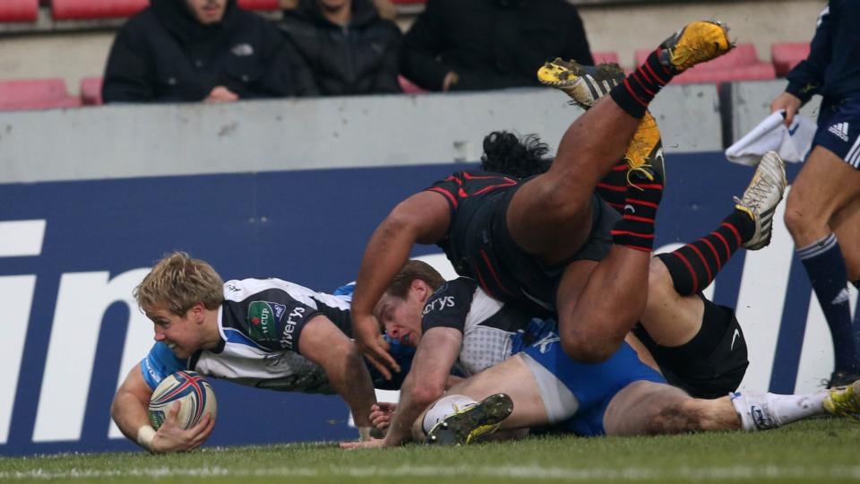Connacht’s Fionn Carr reaches for the line against Toulouse. Photograph: Billy Stickland/Inpho
