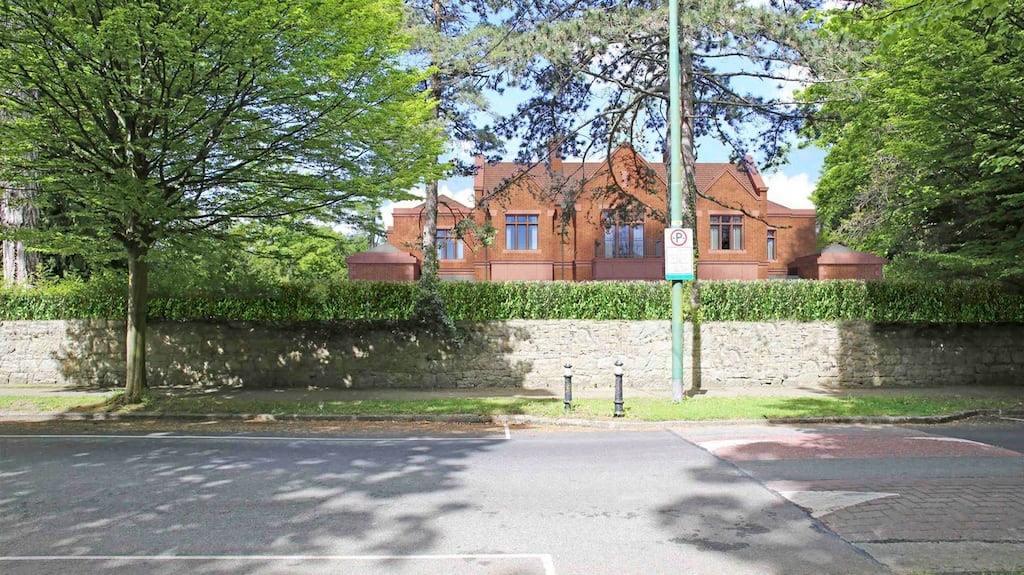 CGI image of the proposed development of Walford as a luxury residence