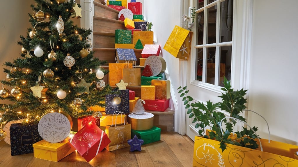 With every purchase of €20 or more, you can add a free hand treat to your gift. Simply use the promo code TREATS at the check-out at www.loccitane.ie or mention it in-store.