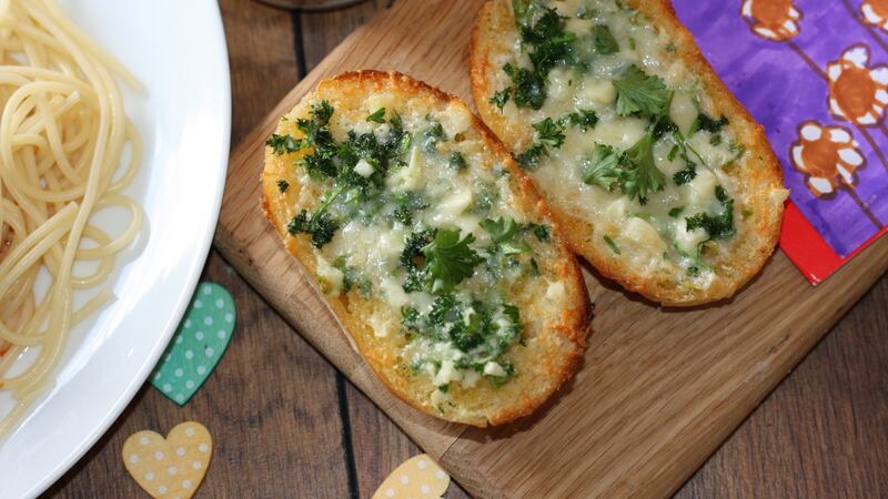 Garlic bread with parsley and cheddar