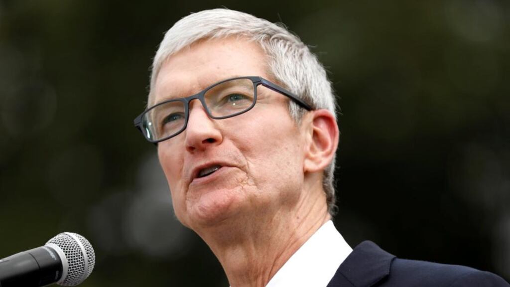 Apple chief executive Tim Cook’s shares award is worth $89.2 million (€74.1 million), based on Apple’s $159.27 closing price.