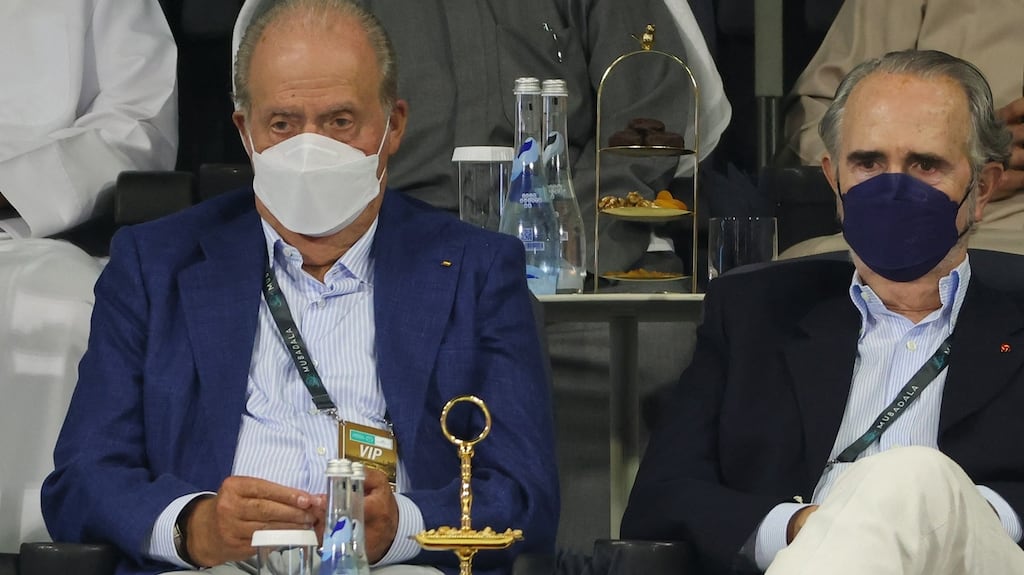 Juan Carlos (left) at last year’s Mubadala World Tennis Championship in Abu Dhabi. A Spanish court has dropped all three of its investigations into the finances of the former king. Photograph: Giuseppe Cacace/AFP via Getty Images