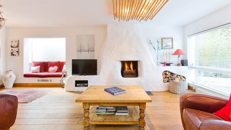 Sittingroom at 7 Pinehaven