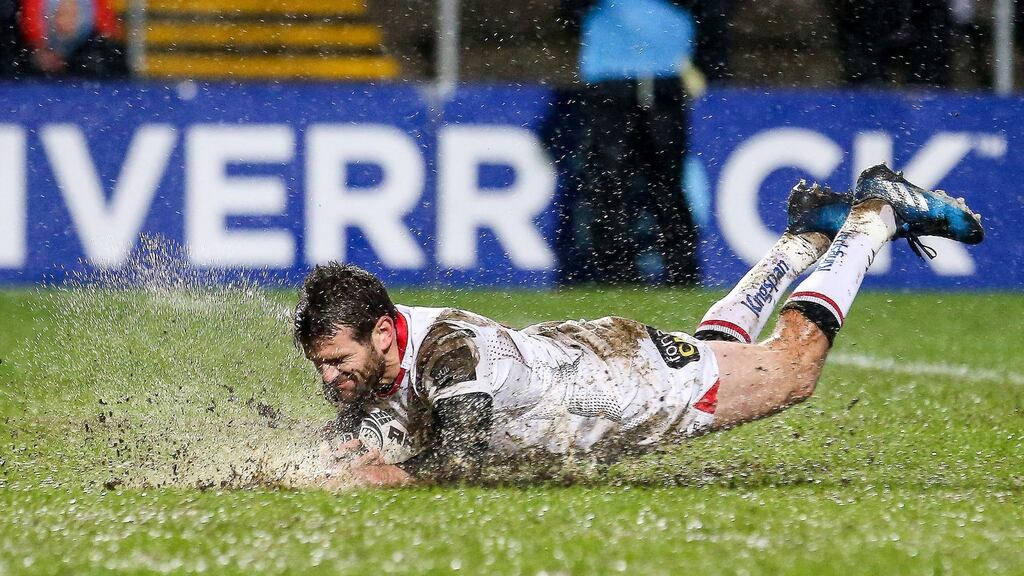 Jared Payne scores a try during the Guinness Pro 12 game against Benetton Treviso at the Kingspan Stadium. Photograph: Matt Mackey/Inpho/Presseye