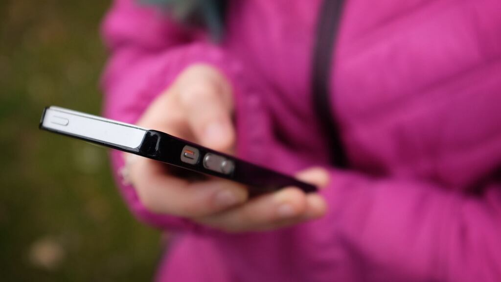 Verizon said it had been supplying customer data to about 75 intermediaries via two California-based brokers, but it will put an end to the arrangement as soon as possible. Photograph: Bryan O’Brien