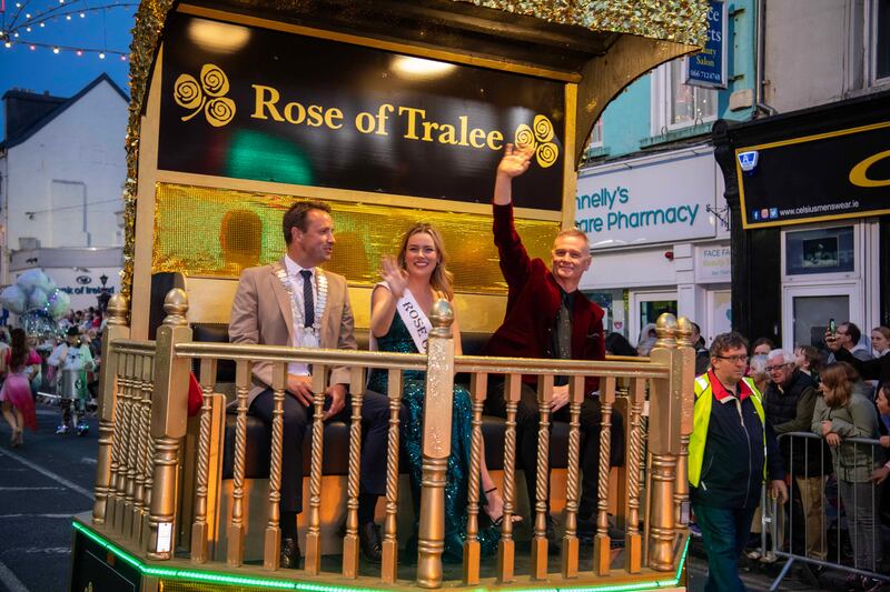 Reigning Rose of Tralee Róisín Wiley flanked by mayor of Tralee Cllr Mickey Sheehy and Dáithí Ó'Sé. Photograph: Domnick Walsh/Eye Focus
