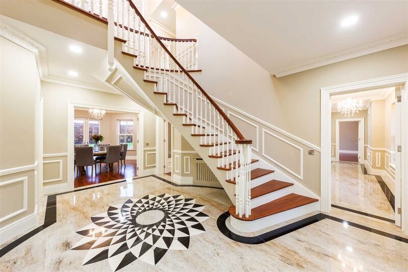 The entrance hall and staircase at Glenbeigh